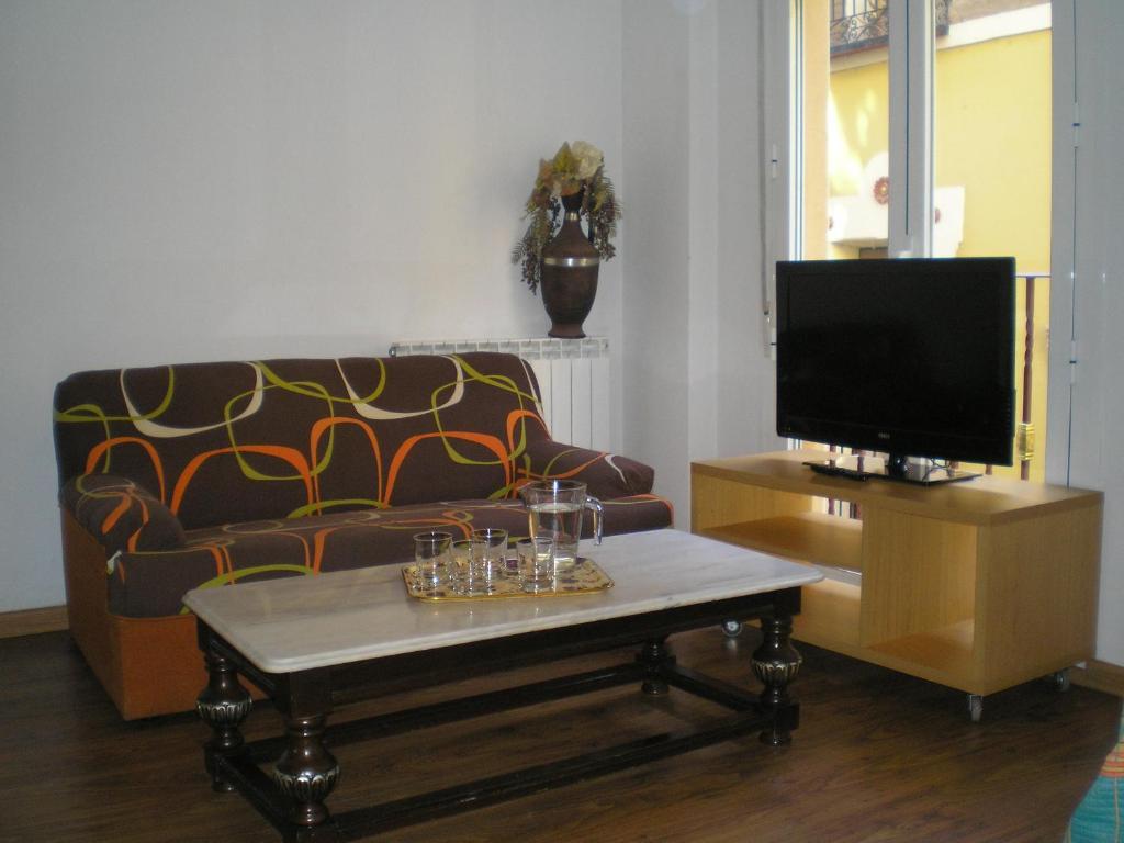 Apartamentos Turisticos Reyes Catolicos Zaragoza Kültér fotó
